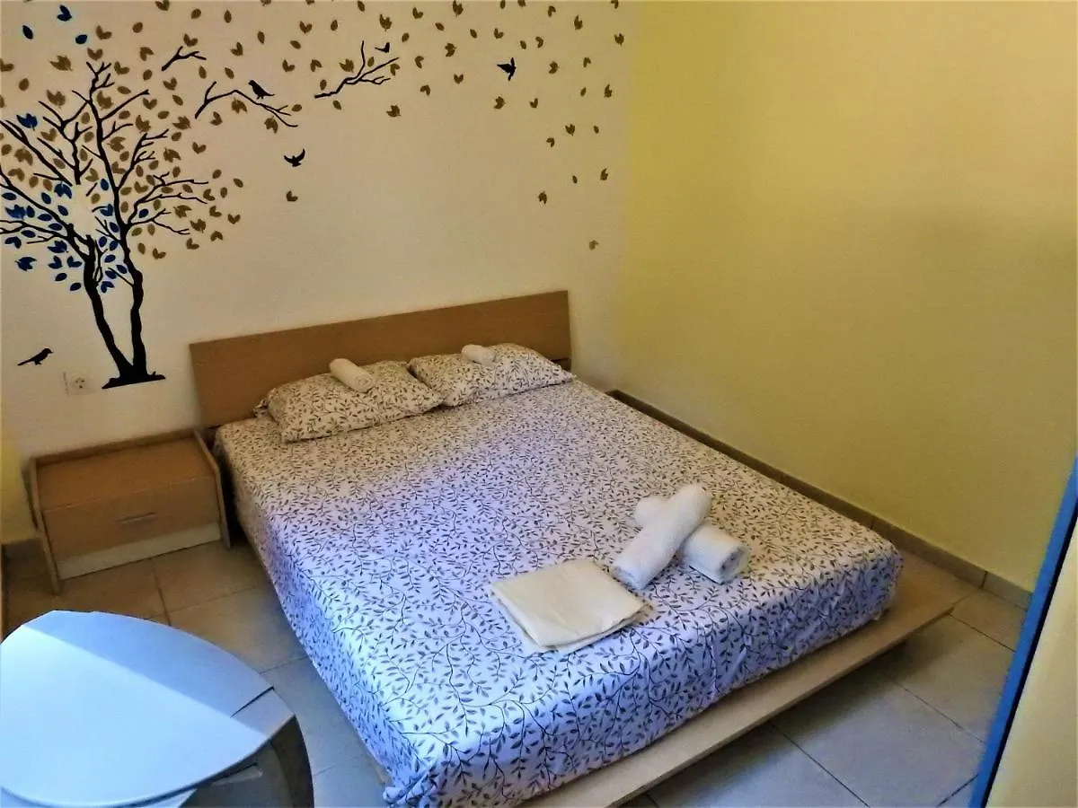 Konstantinos Vourvourou Apartment