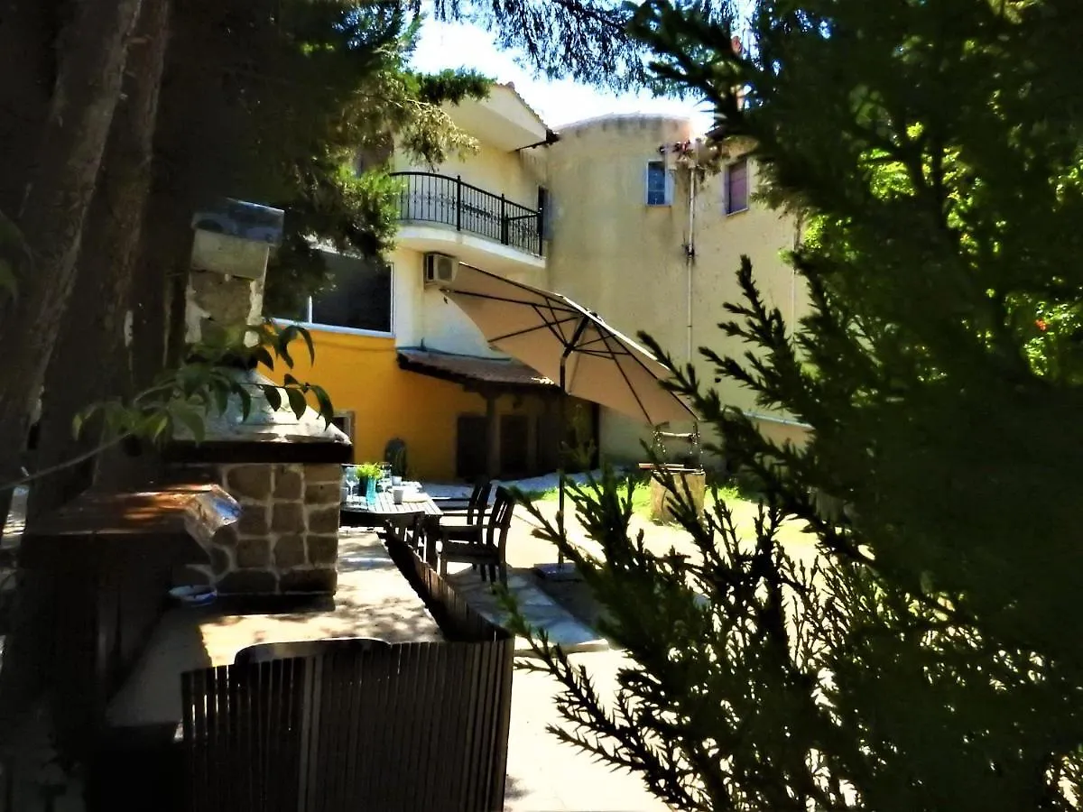 Konstantinos Vourvourou Apartment
