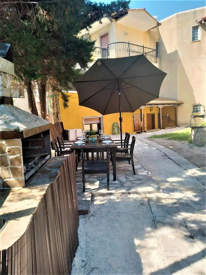 Konstantinos Vourvourou Apartment